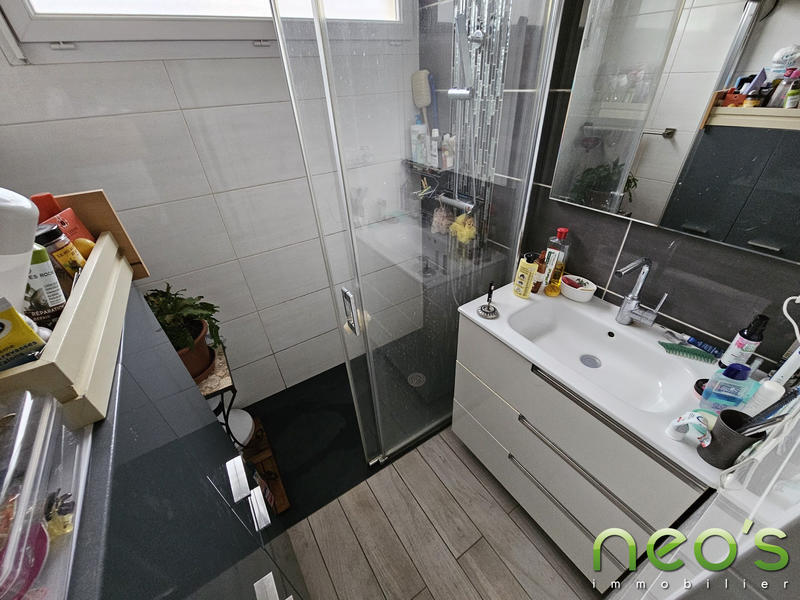 Maison - 95 m² - 4 pièces