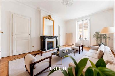 Appartement - 102 m² - 4 pièces