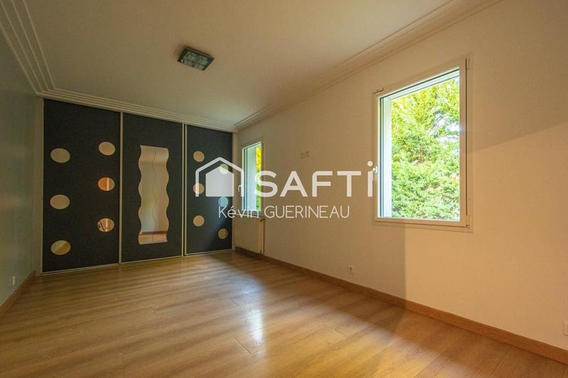 Villa - 186 m² - 6 pièces