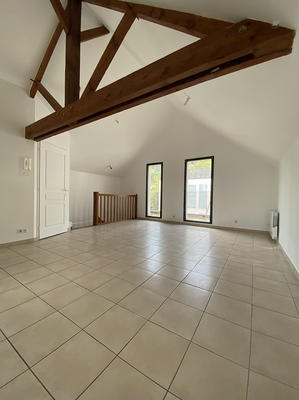 Appartement - 81 m² - 5 pièces