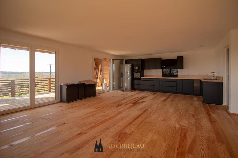 Maison - 182 m² - 5 pièces