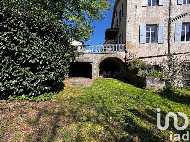 Appartement - 389 m² - 10 pièces