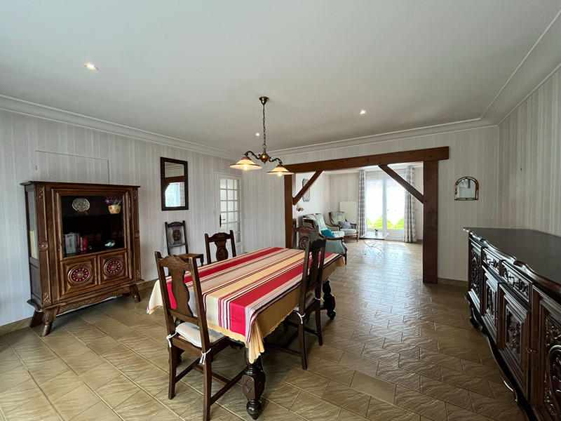 Maison - 131 m² - 5 pièces