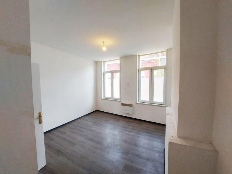 Maison traditionnelle - 145 m² - 9 pièces