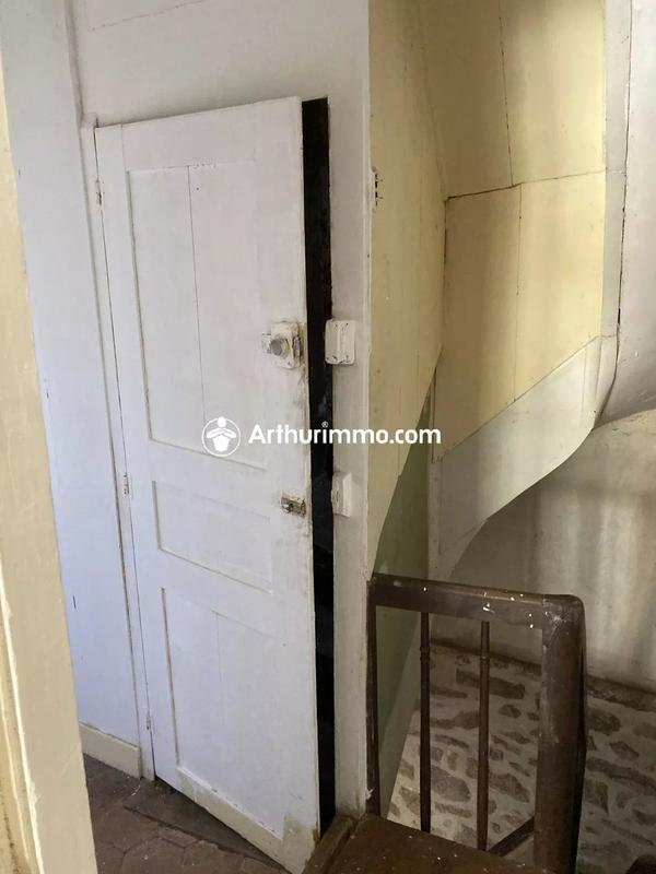 Maison - 253 m² - 8 pièces