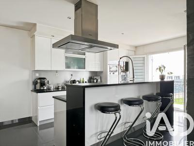 Maison - 128 m² - 6 pièces