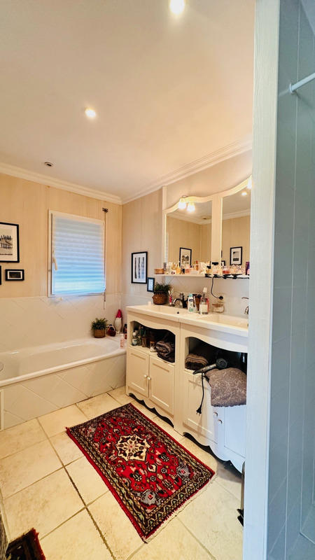 Maison - 154 m² - 5 pièces