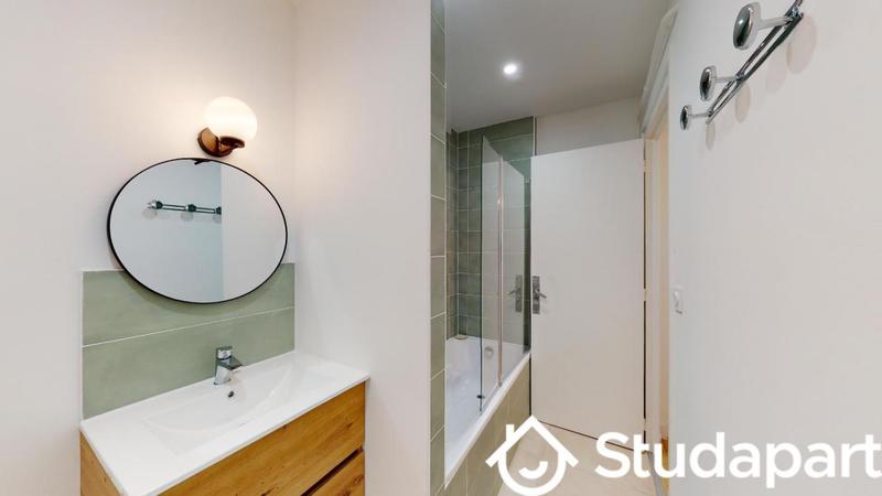 Chambre - 13 m² - 1 pièce