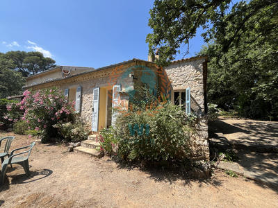 Villa - 219 m² - 7 pièces