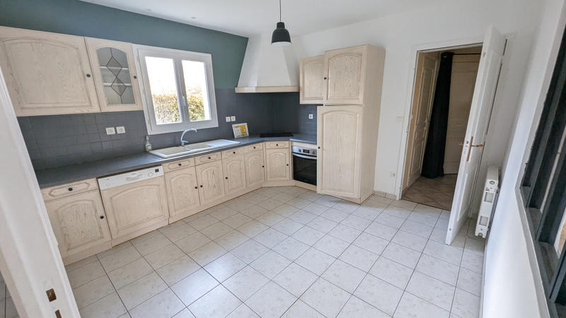 Maison - 1 395 m² - 7 pièces