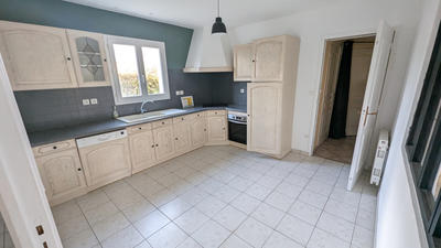 Maison - 1 395 m² - 7 pièces