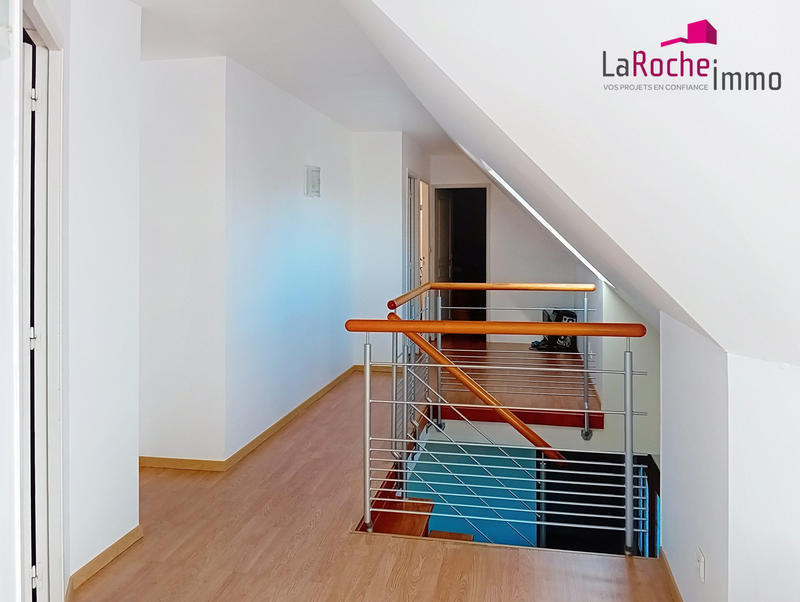 Maison contemporaine - 190 m² - 8 pièces