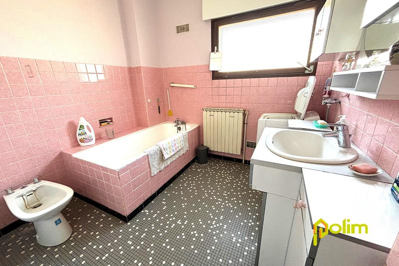 Maison - 200 m² - 7 pièces