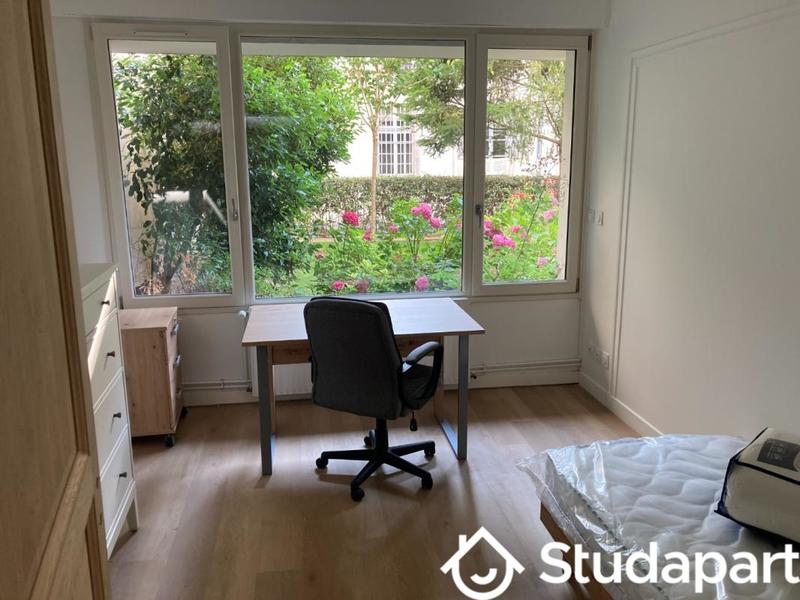 Chambre - 12 m² - 1 pièce