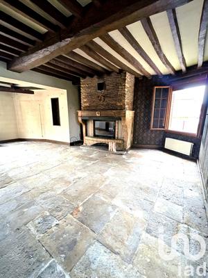 Maison - 210 m² - 7 pièces