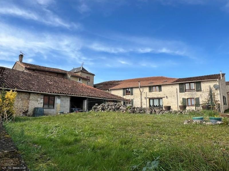 Maison de campagne - 312 m² - 13 pièces