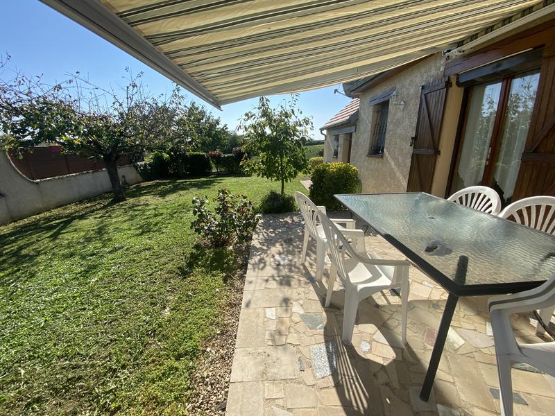 Maison - 220 m² - 9 pièces