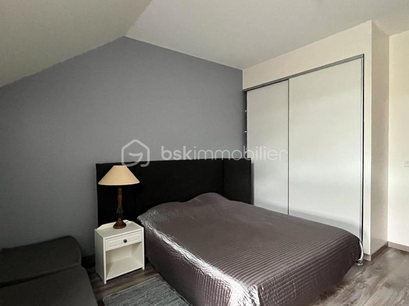 Propriété - 230 m² - 7 pièces