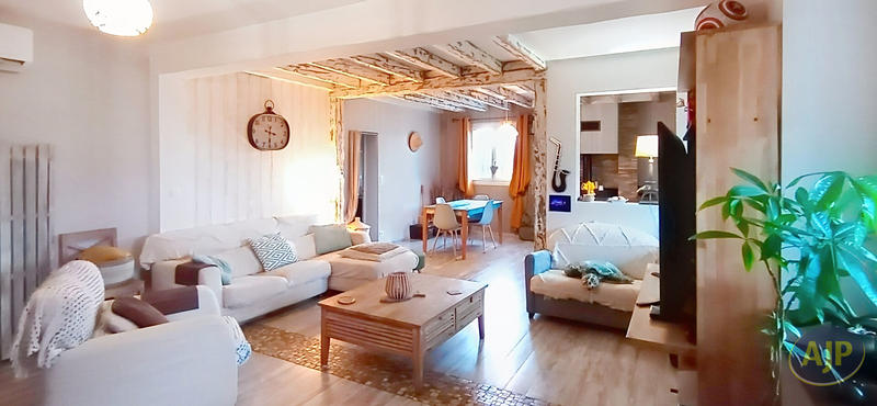 Maison - 90 m² - 6 pièces