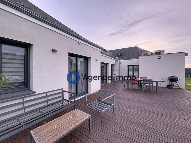 Villa - 170 m² - 6 pièces