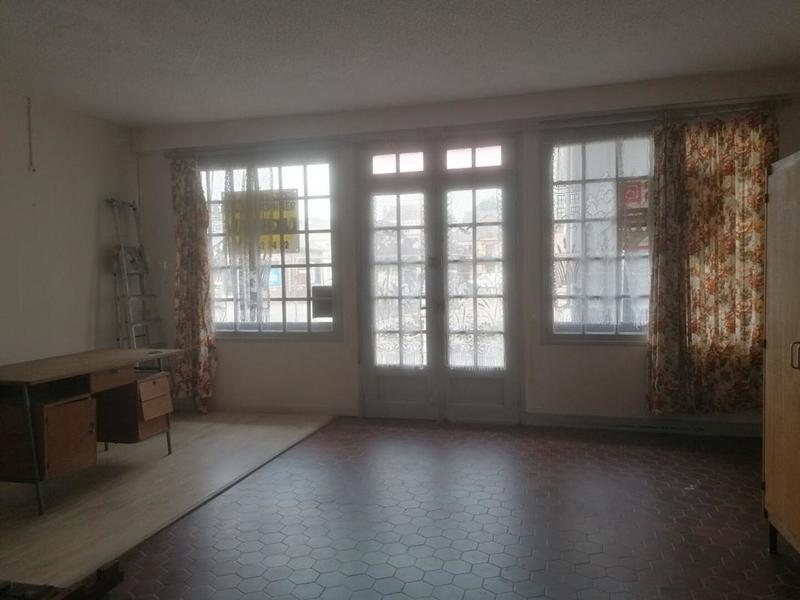 Maison - 230 m² - 7 pièces