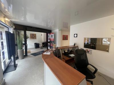 Immeuble - 235 m² - 7 pièces