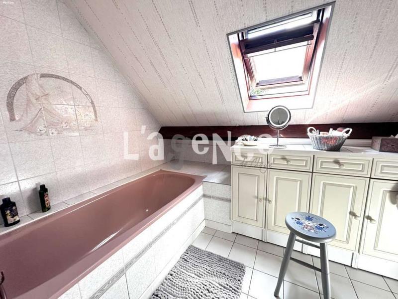 Pavillon - 123 m² - 6 pièces