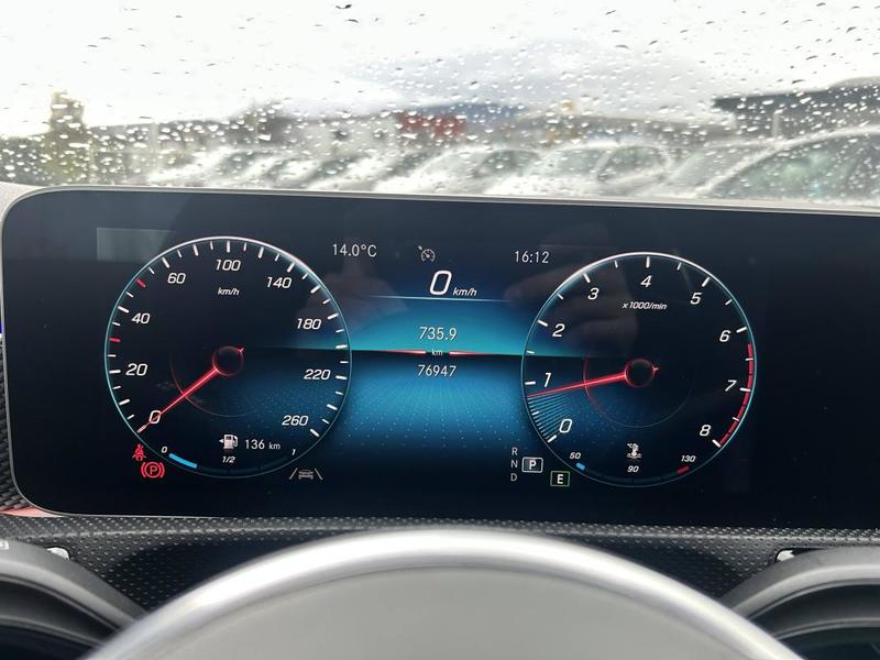 Mercedes Cla Shooting Brake Benz 180 136ch