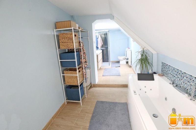 Maison de village - 110 m² - 4 pièces