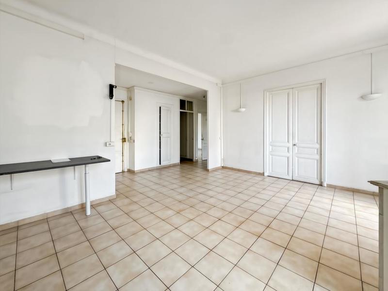 Appartement - 84 m² - 4 pièces