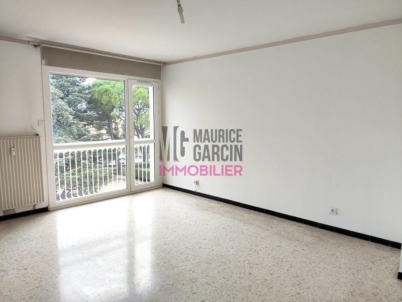 Appartement - 85 m² - 3 pièces