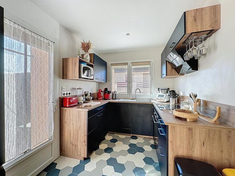 Appartement - 80 m² - 3 pièces