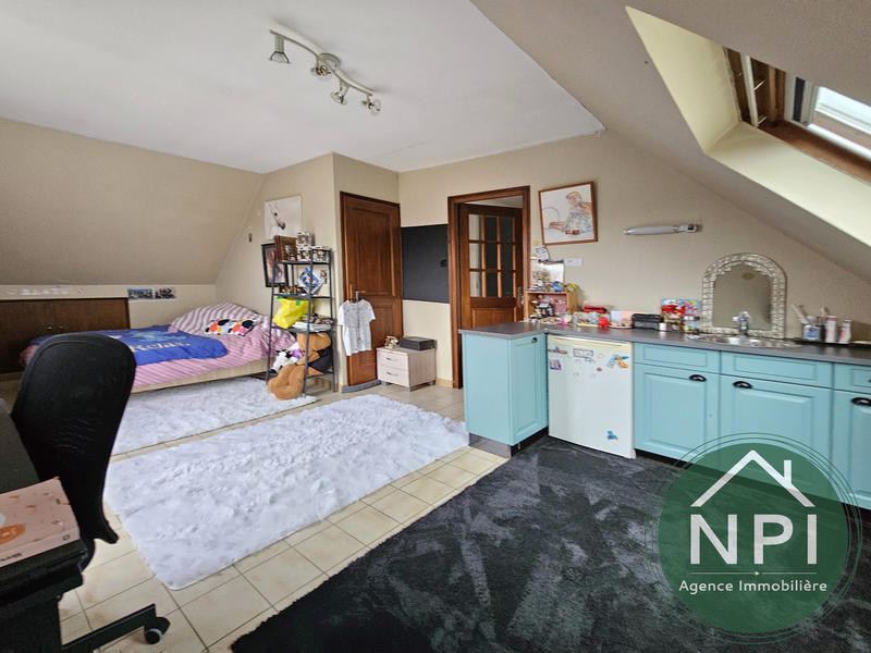 Maison - 127 m² - 7 pièces