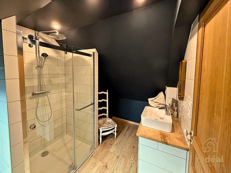 Maison - 150 m² - 7 pièces