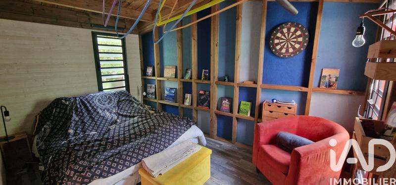 Maison - 95 m² - 5 pièces