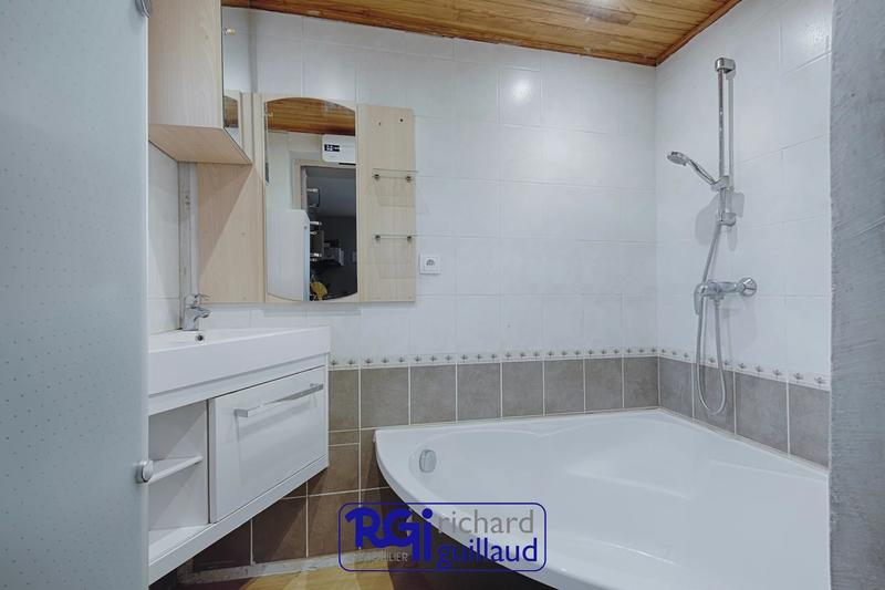 Maison - 123 m² - 4 pièces