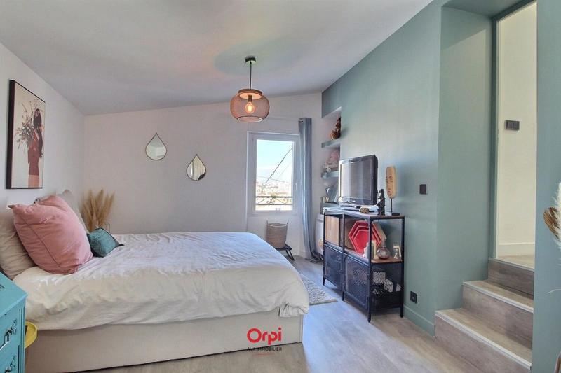 Maison - 133 m² - 4 pièces