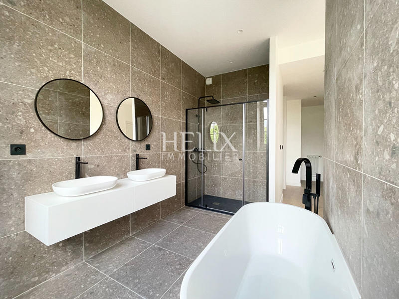 Maison - 120 m² - 4 pièces