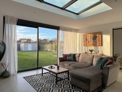 Maison contemporaine - 124 m² - 6 pièces