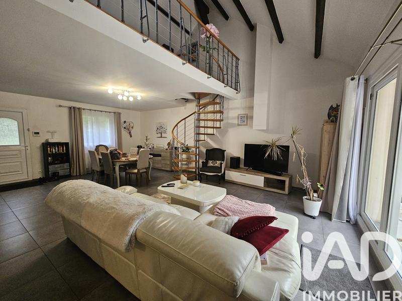 Maison - 130 m² - 6 pièces