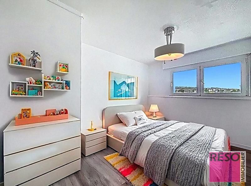 Appartement - 84 m² - 4 pièces