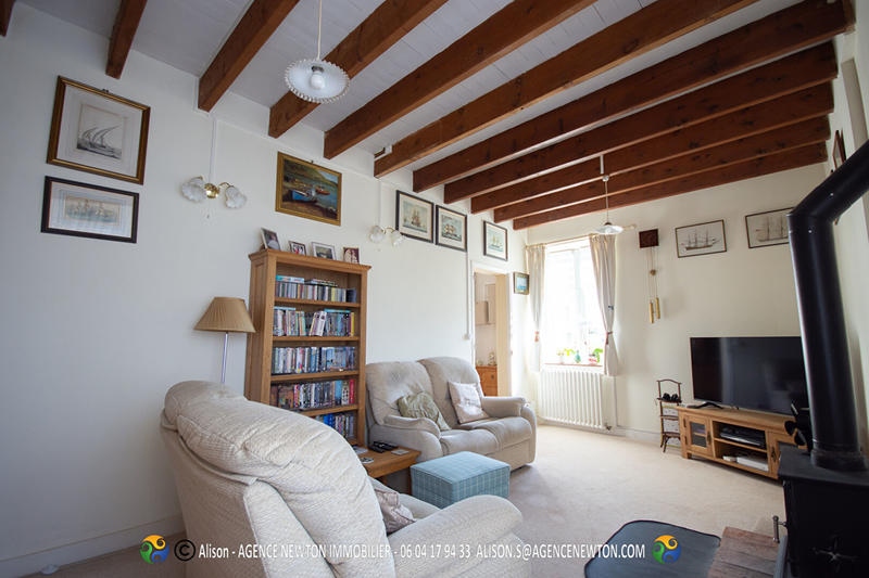 Maison - 227 m² - 10 pièces