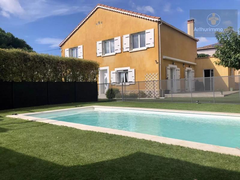 Maison - 177 m² - 8 pièces