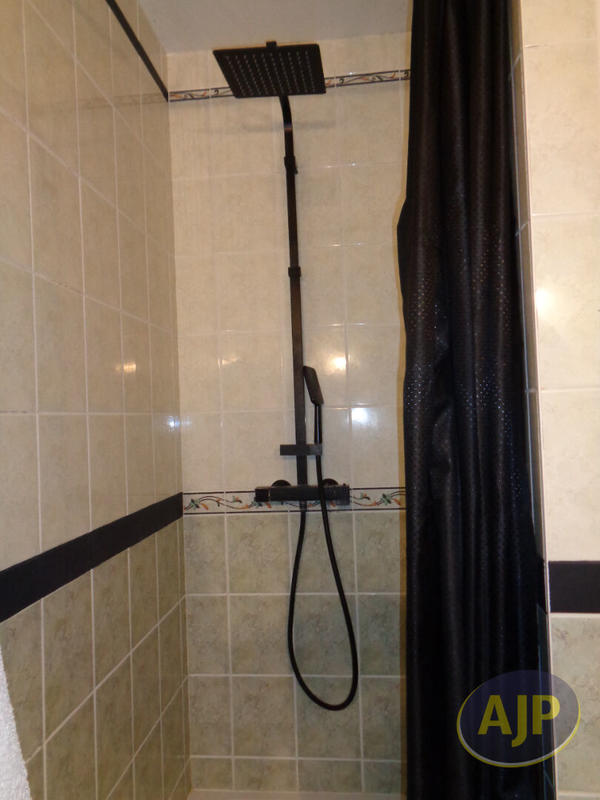 Maison - 107 m² - 6 pièces