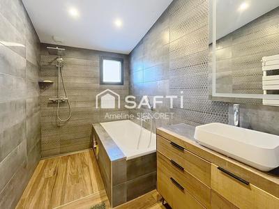 Maison - 117 m² - 4 pièces