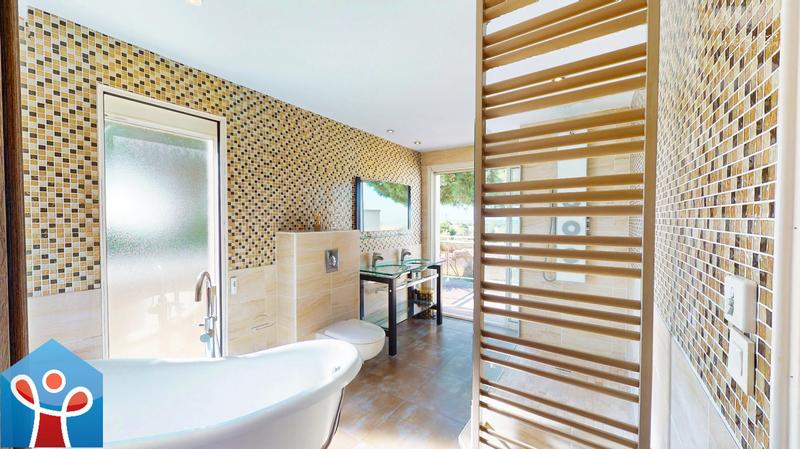 Maison - 230 m² - 5 pièces