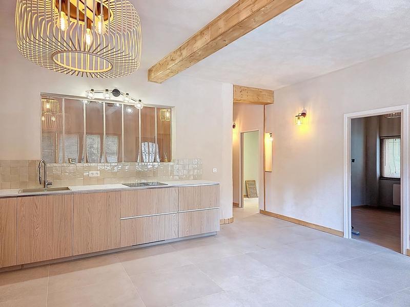 Appartement - 87 m² - 4 pièces