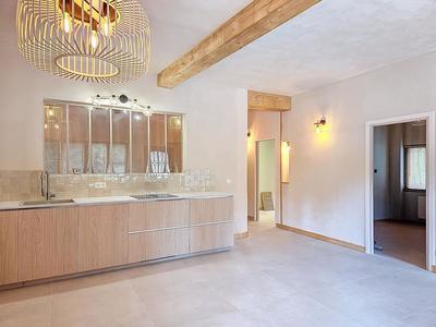 Appartement - 87 m² - 4 pièces