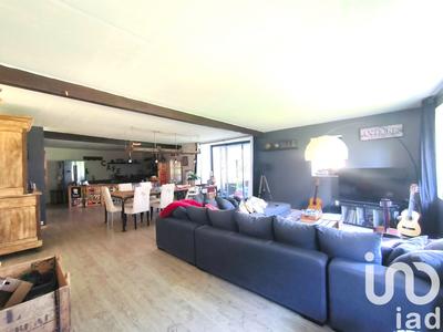 Maison - 326 m² - 9 pièces