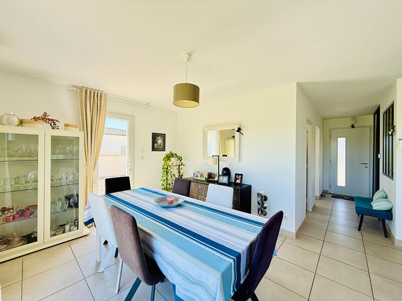 Maison - 101 m² - 5 pièces